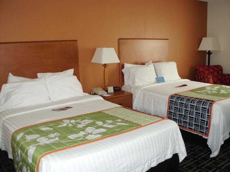 Fairfield Inn And Suites By Marriott Tampa North Temple Terrace Buitenkant foto