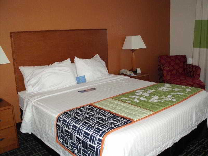 Fairfield Inn And Suites By Marriott Tampa North Temple Terrace Buitenkant foto